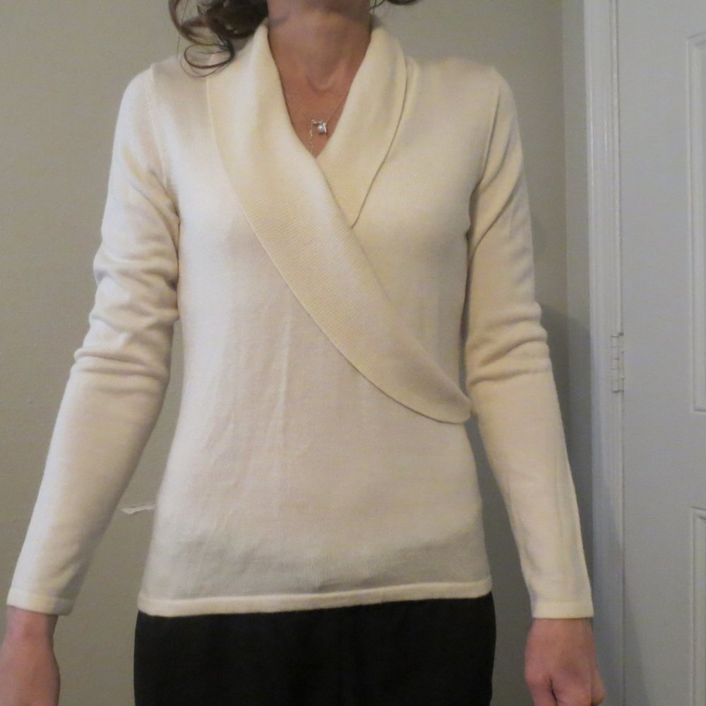 Ann Taylor Loft Wool Blend Cream Knit Sweater Women Med Excellent